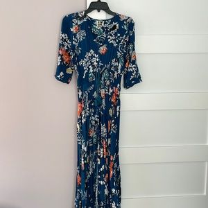 Like new maxi dress